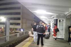 У столичному метро чоловік загинув під колесами поїзда