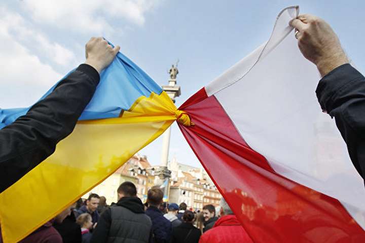 Опитування: 64% поляків вірять у примирення з українцями