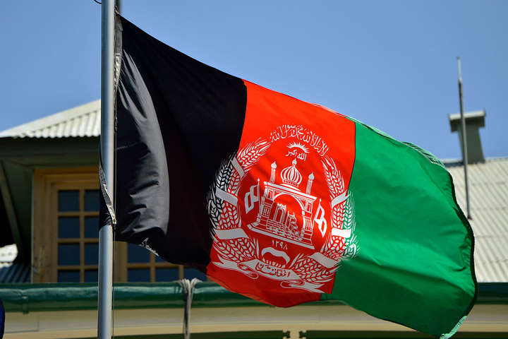 В Афганистане боевики убили трех человек и сожгли школу
