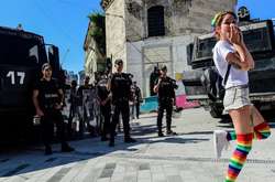 В Стамбуле полиция разогнала гей-парад