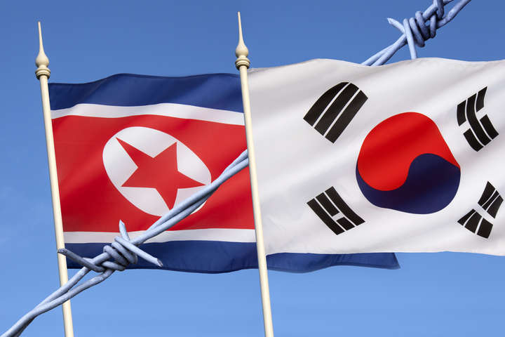Южная и Северная Кореи обменялись списками для проведения встречи родственников