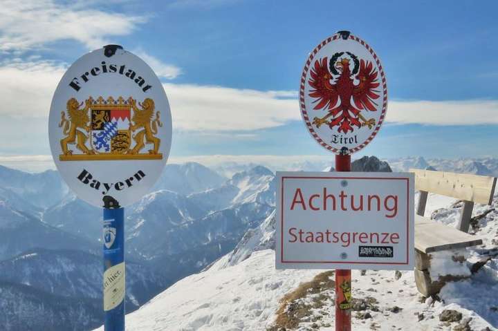 Австрія посилить охорону кордонів