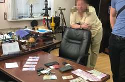 СБУ спіймала на хабарі одного із керівників морських портів України