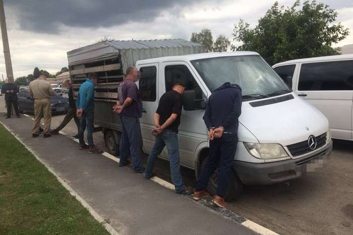 На Житомирщині СБУ знешкодила банду рекетирів
