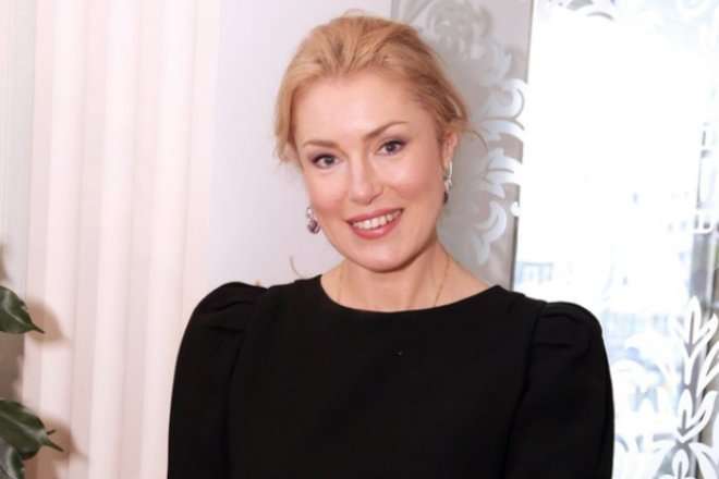 Російська акторка Шукшина отримала результати ДНК-тесту: це наша дитина
