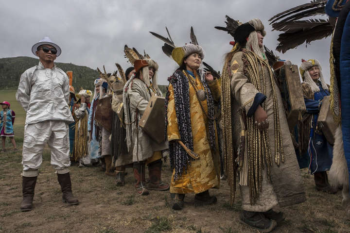 Тисячолітні традиції. Як виглядають сучасні шаманські ритуали у Монголії