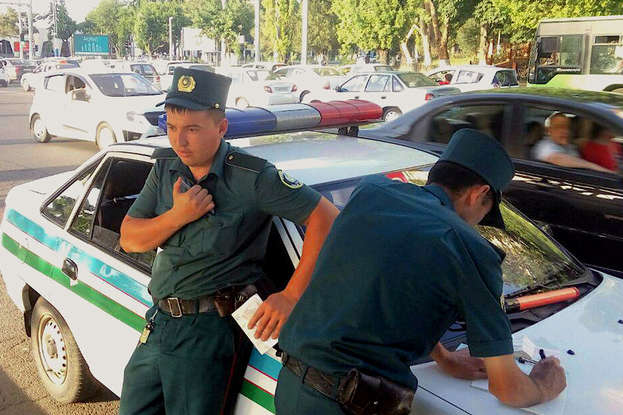 Міліція Ташкента заявила про затримання трьох українців, які намагалися пограбувати банк 