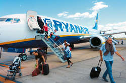 На Кіпрі упіймали українця, через якого затримали два авіарейси  