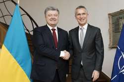 Петро Порошенко та Генеральний секретар Альянсу Єнс Столтенберг