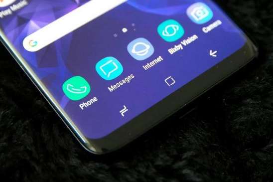Смартфоны Samsung сами отправляли фотографии случайным контактам