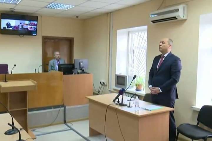 Парубій в суді розповів, як вів переговори з бойовиками у Луганську