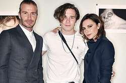  Дэвид, Бруклин и Виктория Бекхэм 