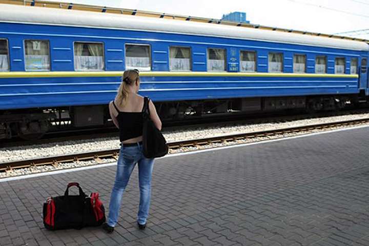 Потяги Київ – Бердянськ курсуватимуть удвічі частіше
