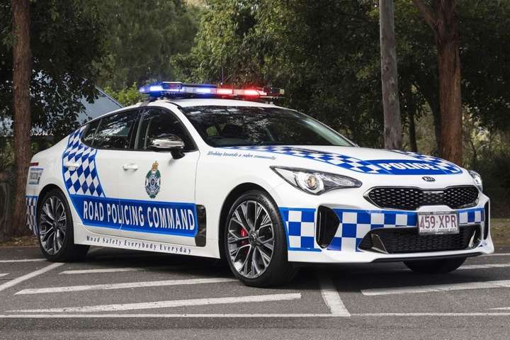 Полиция Австралии будет гоняться за нарушителями на «Стингерах»
