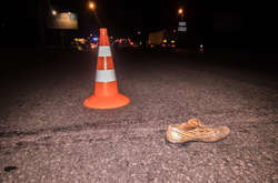 На Братиславській автівка збила пішохода