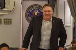 Помпео вирушив до КНДР для переговорів щодо ядерного роззброєння