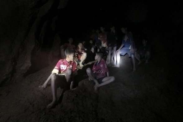 Как проходит операция по спасению детей из пещеры в Таиланде. Фоторепортаж