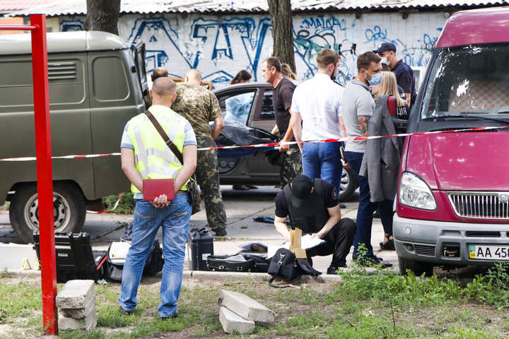Названо дві версії вбивства поліцейського у Києві