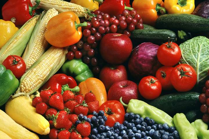 В Україні з початку року найбільше подорожчали овочі та фрукти