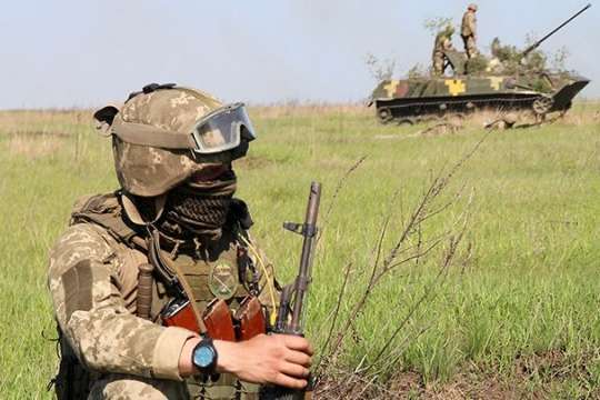 Ворожий снайпер поранив українського бійця біля Красногорівки