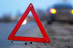 На Буковині маршрутка потрапила в ДТП, є загиблий та восьмеро госпіталізованих