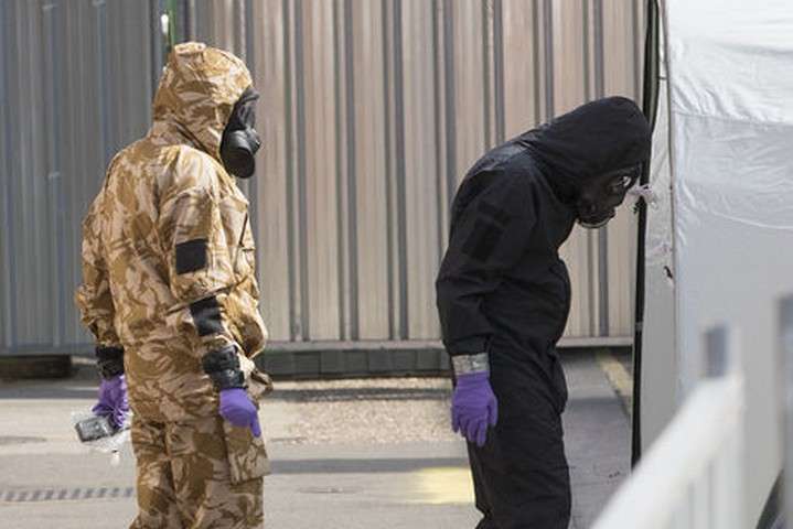 В Британії госпіталізували поліцейського із підозрою на отруєння «Новачком» 
