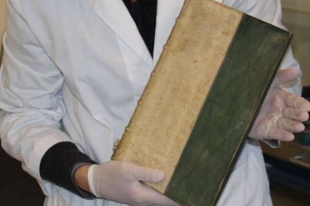 У бібліотеці данського університету знайшли старовинні отруєні книги 