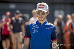 Формула-1. П'єр Гаслі втратив залікове очко внаслідок штрафу після Гран Прі Великобританії