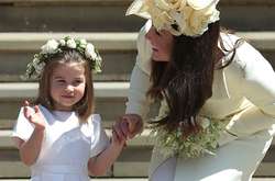 Еще одна королевская свадьба: Принцесса Шарлотта и дочь Робби Уильямса  станут подружками невесты