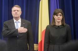 Президент Румунії звільнив очільницю антикорупційного відомства