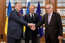 Цьогорічний саміт став успішним для України. В його результаті було підписано спільну заяву Порошенка, Туска і Юнкера