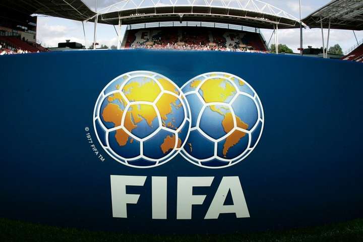 Українські вболівальники обвалили рейтинг сторінки ФІФА в Facebook