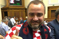 Президент ФФУ прийшов в Раду в футболці Хорватії і пообіцяв компенсувати штраф Вукоєвичу