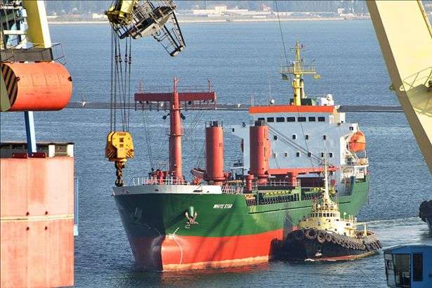 У Азовському морі російські силовики затримали 93 судна, якій йшли до українських портів 