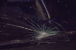 Автомобіль збив жінку