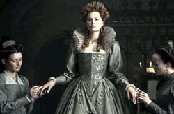 Опубликованы восхитительные постеры к фильму «Мария, королева Шотландии» с Марго Робби и Сиршей Ронан