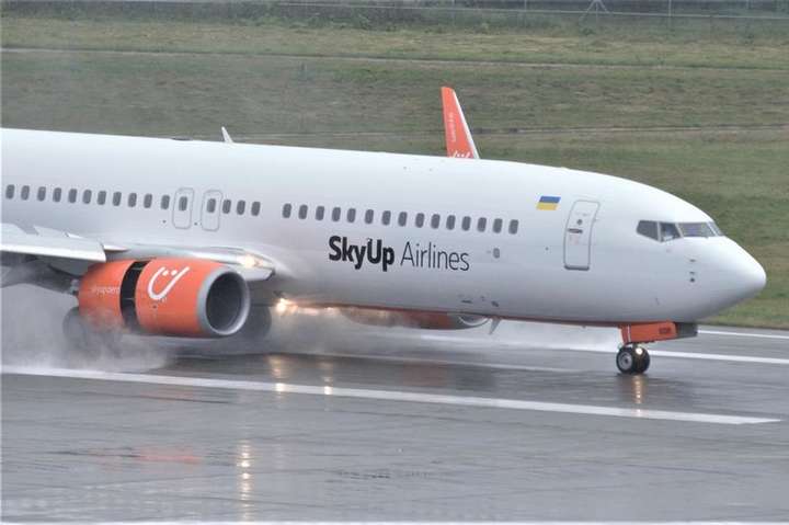 В аеропорту «Львів» повідомили про затримку рейсу в Єгипет