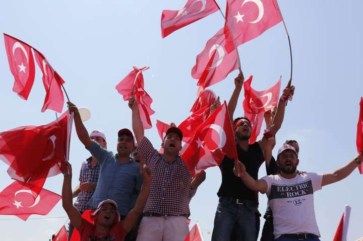 В Турции 72 человека получили пожизненные сроки за участие в «беспорядках»