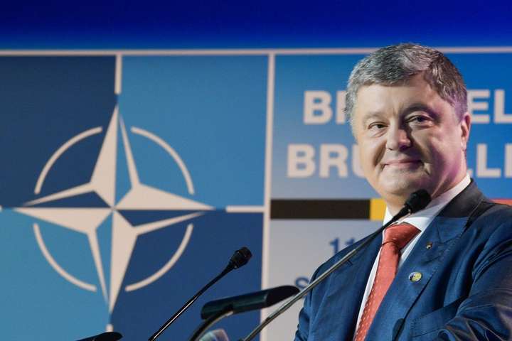 Президент України Петро Порошенко на саміті НАТО у Брюсселі - Порошенко розповів, чого він очікує від зустрічі Трампа і Путіна