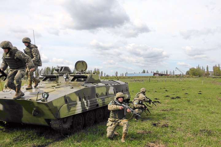 Бойовики на Донбасі використали заборонені міномети, трьох бійців поранено