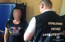 Столична поліція накрила угруповання із наркотиками на понад 2,5 млн грн (фото, відео)