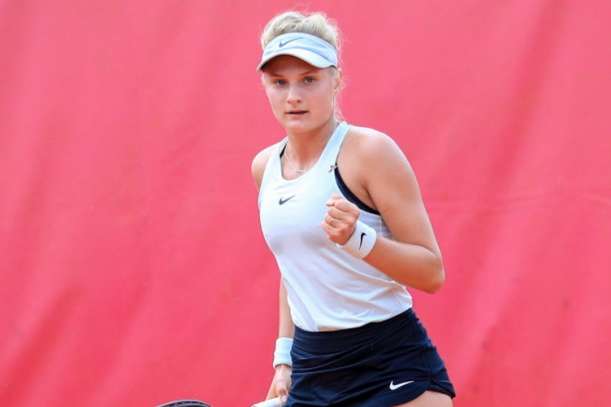 Даяна Ястремська вийшла у півфінальну стадію на турнірі в Угорщині