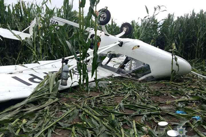 На Сумщині розбився легкомоторний літак, пілот загинув
