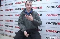 Рух ЛГБТ часто спекулює правом на мирне зібрання, - лідер С14 