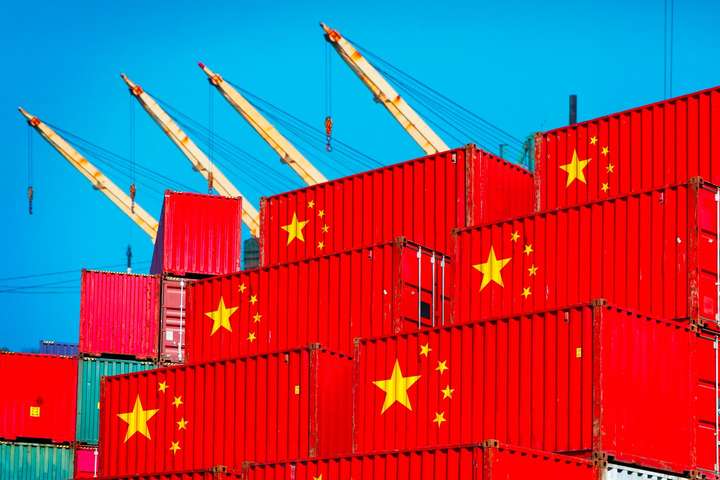 Зовнішня торгівля Китаю за півроку зросла на 7,9%