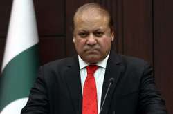 Екс-прем'єра Пакистану арештували в аеропорту зразу після прибуття до країни