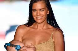  Sports Illustrated устроил необычное fashion-шоу: На подиум вышла мать с младенцем и модель-паралимпиец