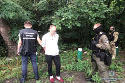 Поліція викрила банду, яка розповсюджувала психотропні препарати