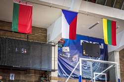 Литва в підсумку виборола третю путівку в вищий дивізіон.&nbsp;Дві інші дісталися фіналістам &ndash; Чехії та Білорусі.