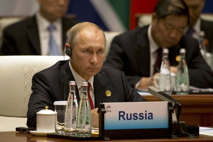 Путін погрожує Україні «негативною реакцією» у разі вступу до НАТО
